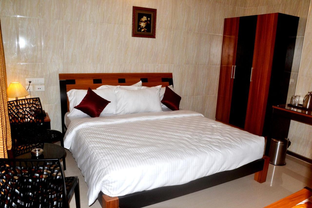 Peace Inn Chennai Exterior foto