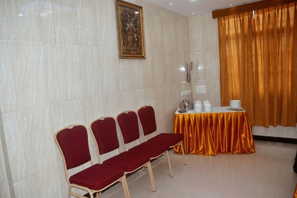 Peace Inn Chennai Exterior foto