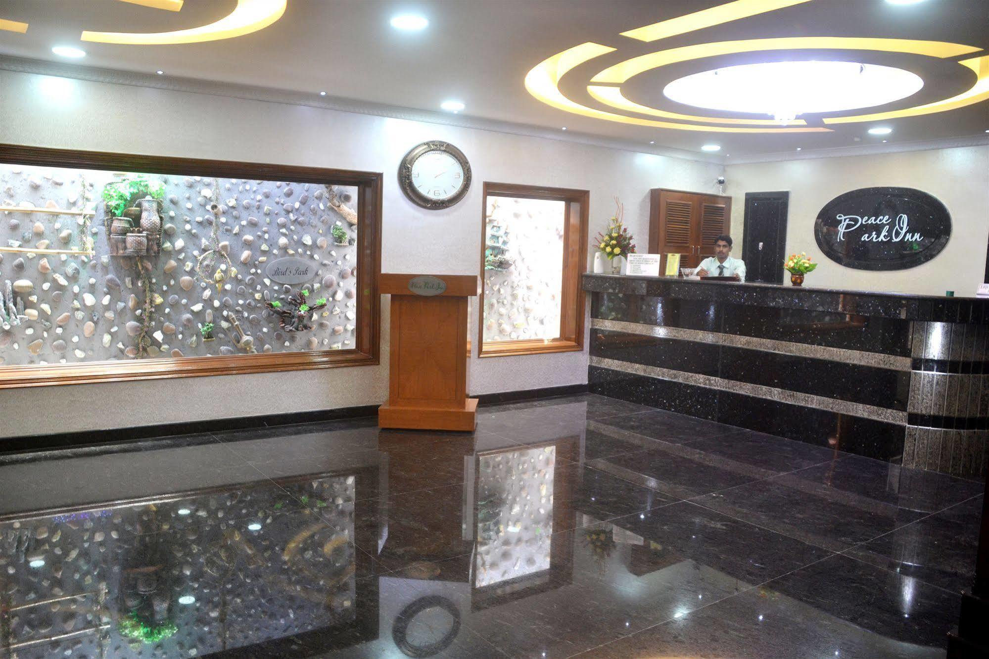 Peace Inn Chennai Exterior foto